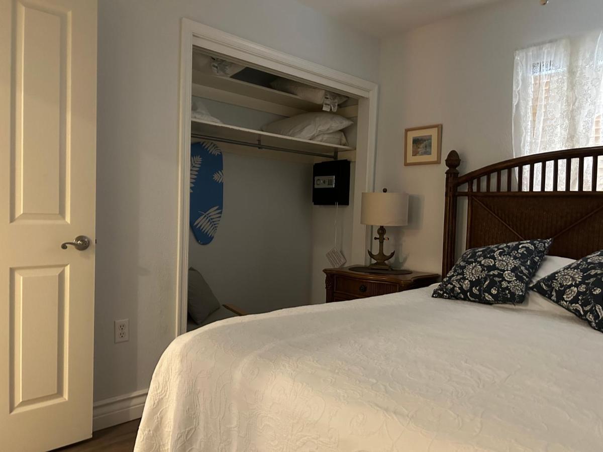 An Island Getaway At Palm Tree Villas هولمز بيتش المظهر الخارجي الصورة