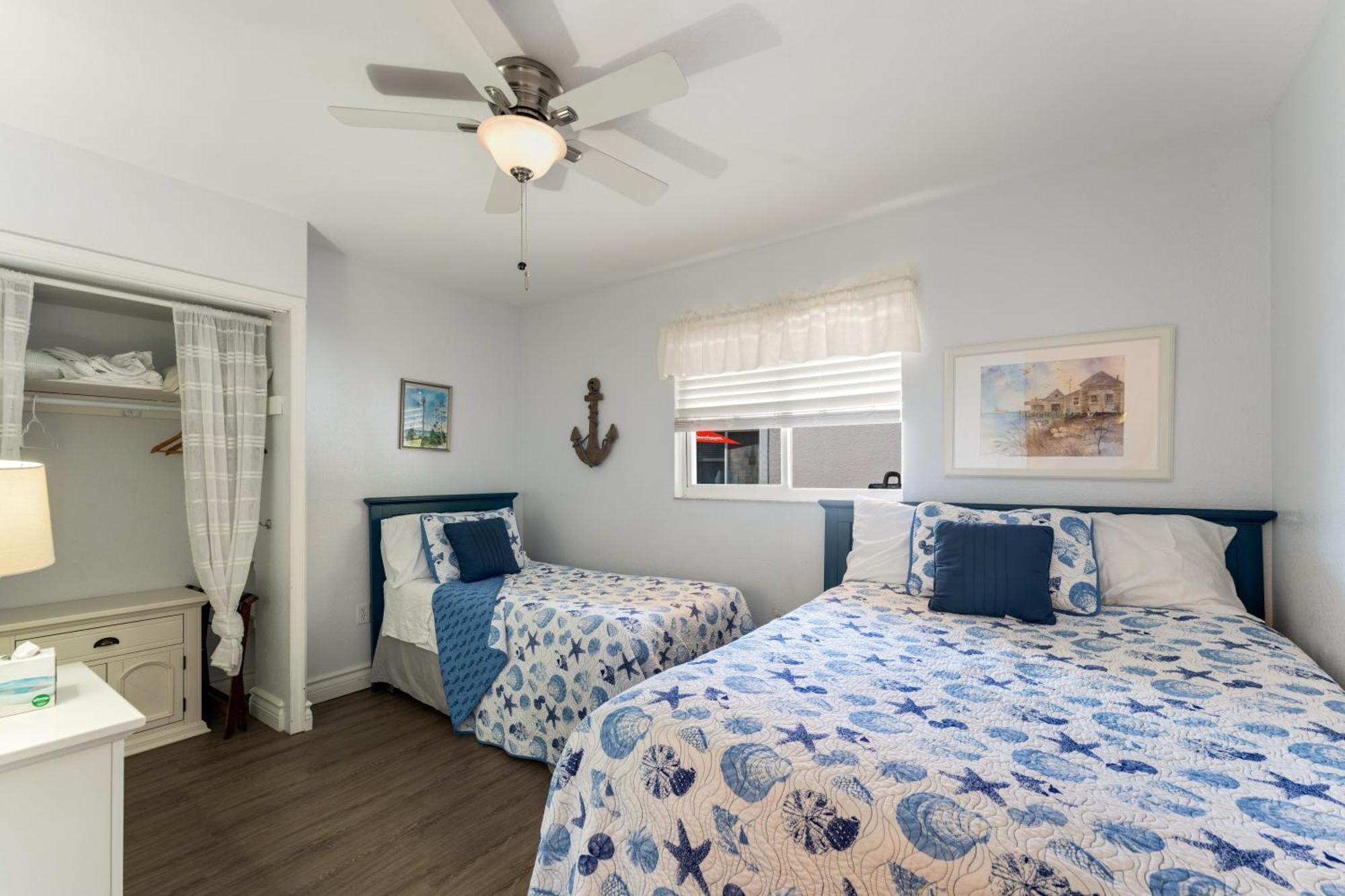 An Island Getaway At Palm Tree Villas هولمز بيتش المظهر الخارجي الصورة
